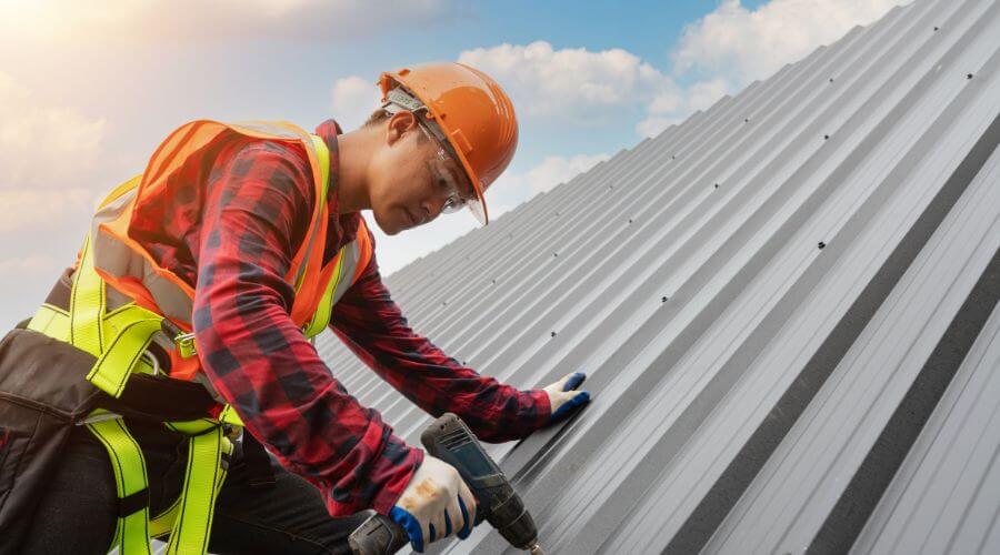 Owens Corning roofing contractor in Sturgeon, MO